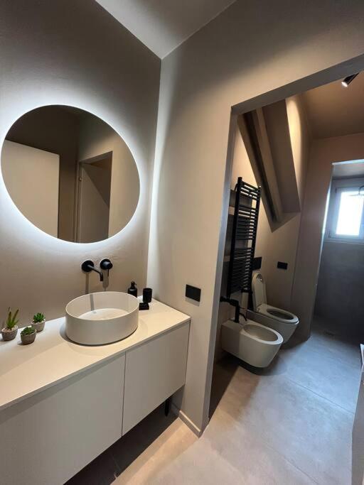 Appartamento Nuovo Brera/Moscova Милан Экстерьер фото
